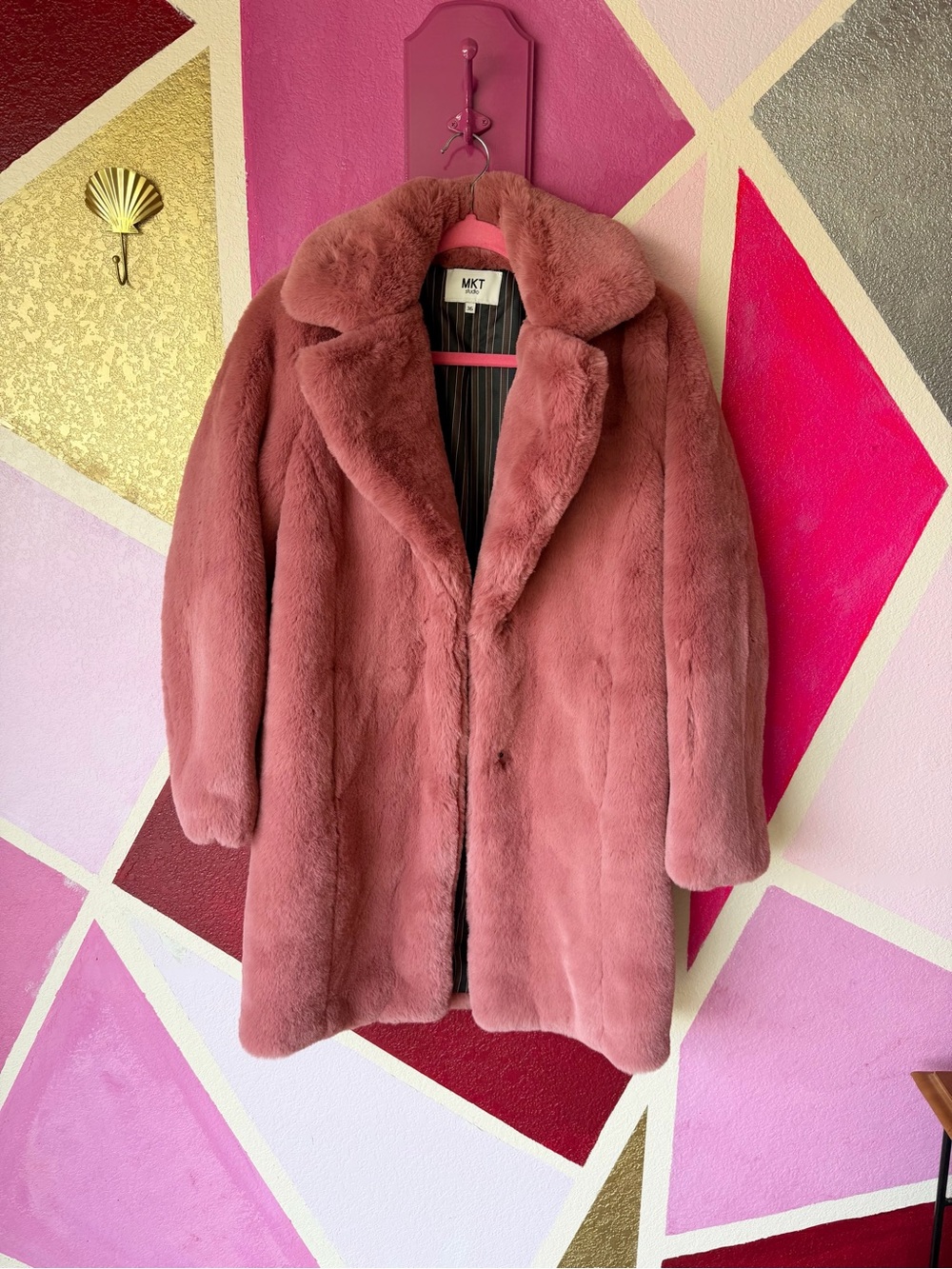 MKT Studio Marili Pink Faux Fur Teddy Coat Sz 36/XS Oversized Notch Collar